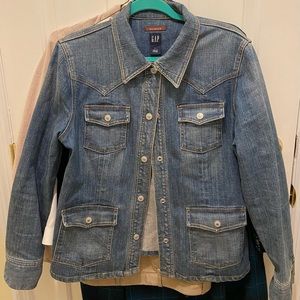 Women’s Large Gap Denim Jacket